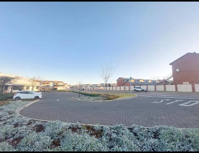 3 BEDROOM APARTMENT FOR SALE IN NOORDWYK